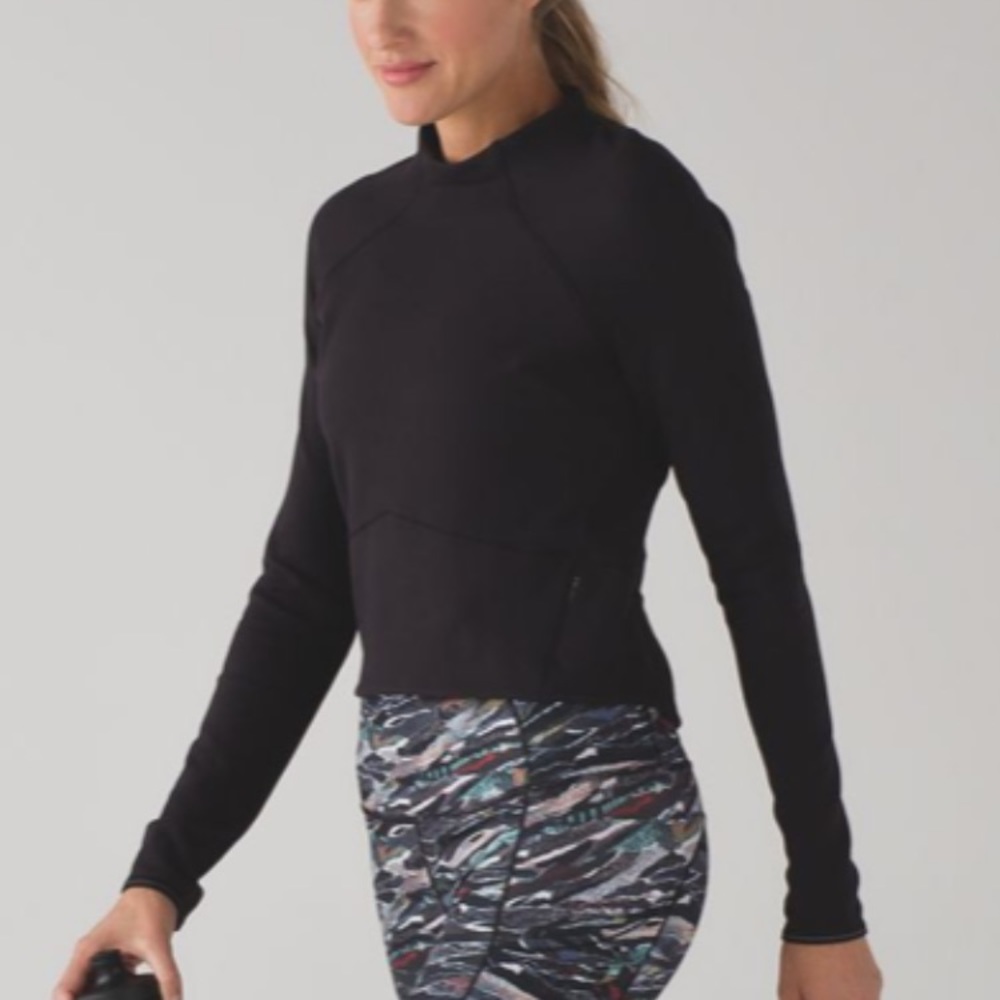 Lululemon mock neck cropped black sweater size 4